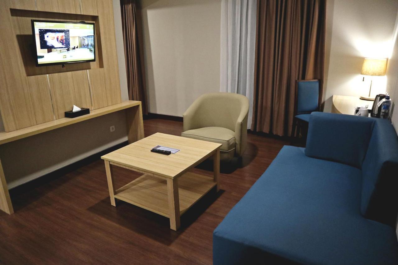 Anara Sky Kualanamu Hotel Medan Dış mekan fotoğraf