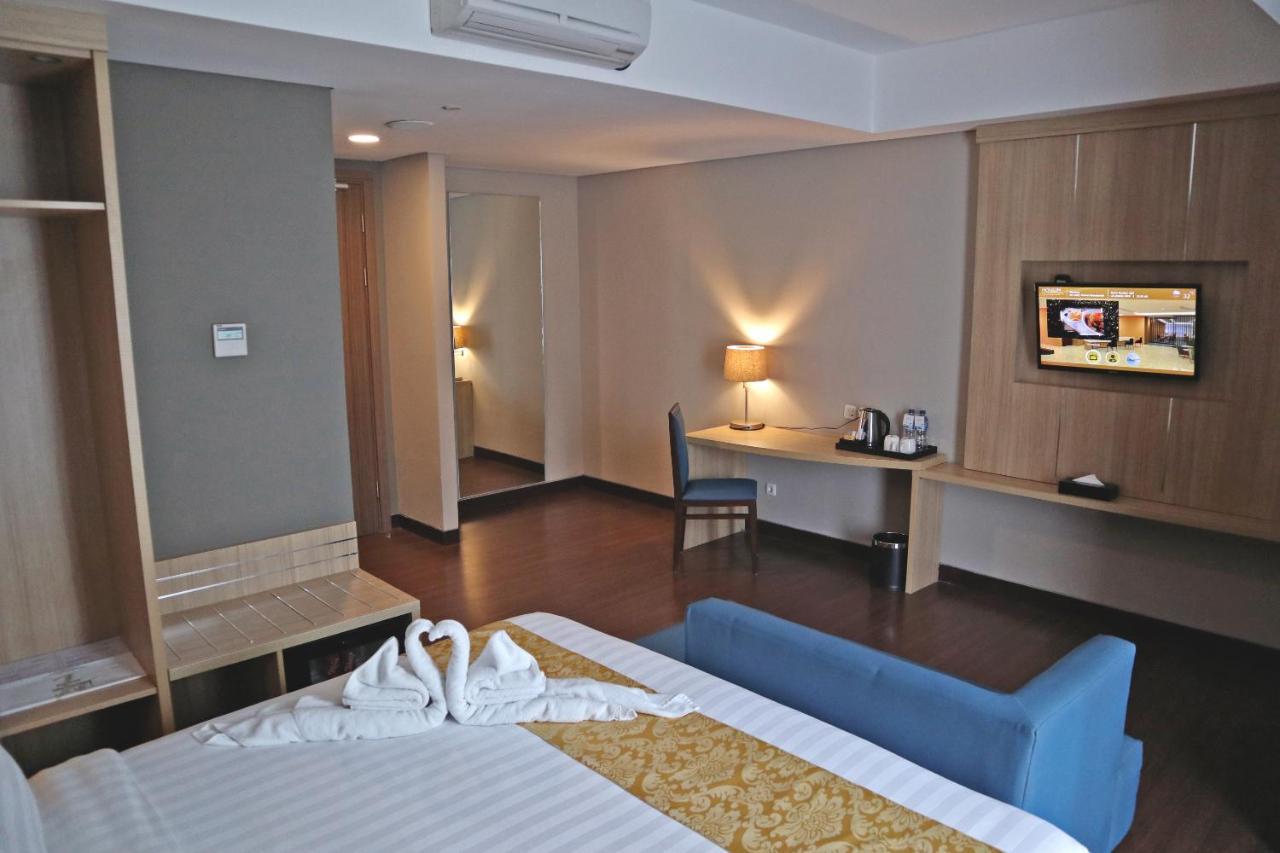Anara Sky Kualanamu Hotel Medan Dış mekan fotoğraf